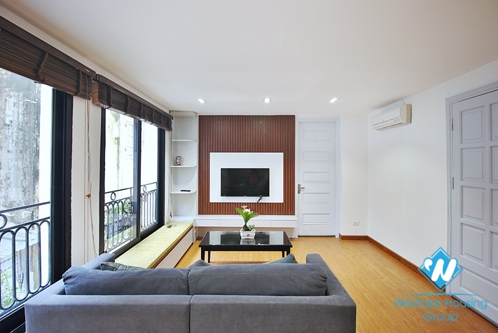 Nice 2 bedroom apartment for rent in Tay Ho, Ha Noi